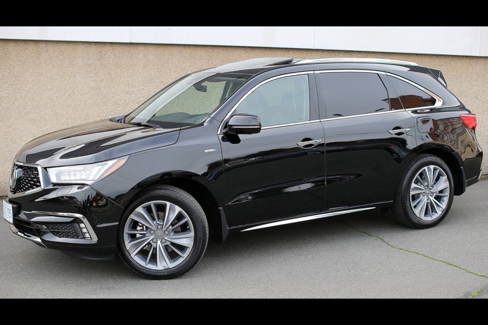 The 2017 Acura MDX Sport Hybrid