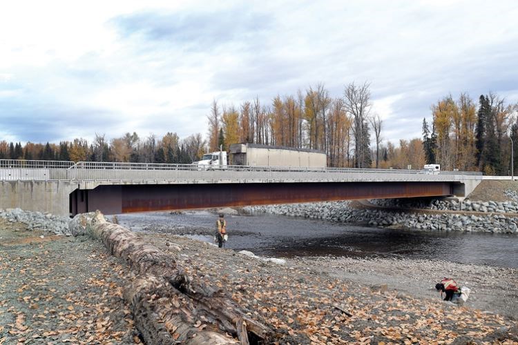 New-Salmon-River-Bridge.-07.jpg