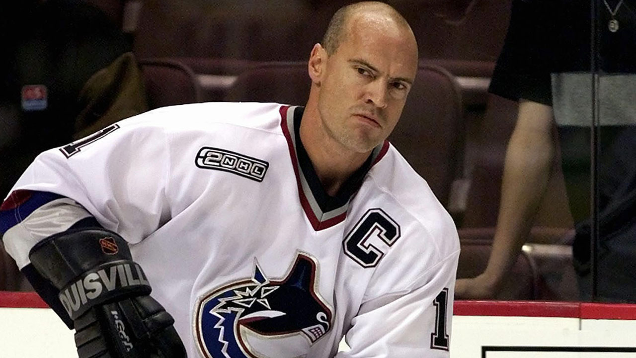 Mark Messier: The most hated Vancouver Canuck of all-time?