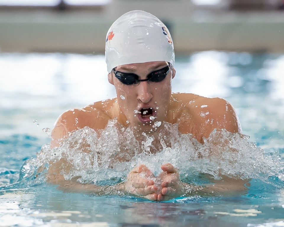 SFU swim