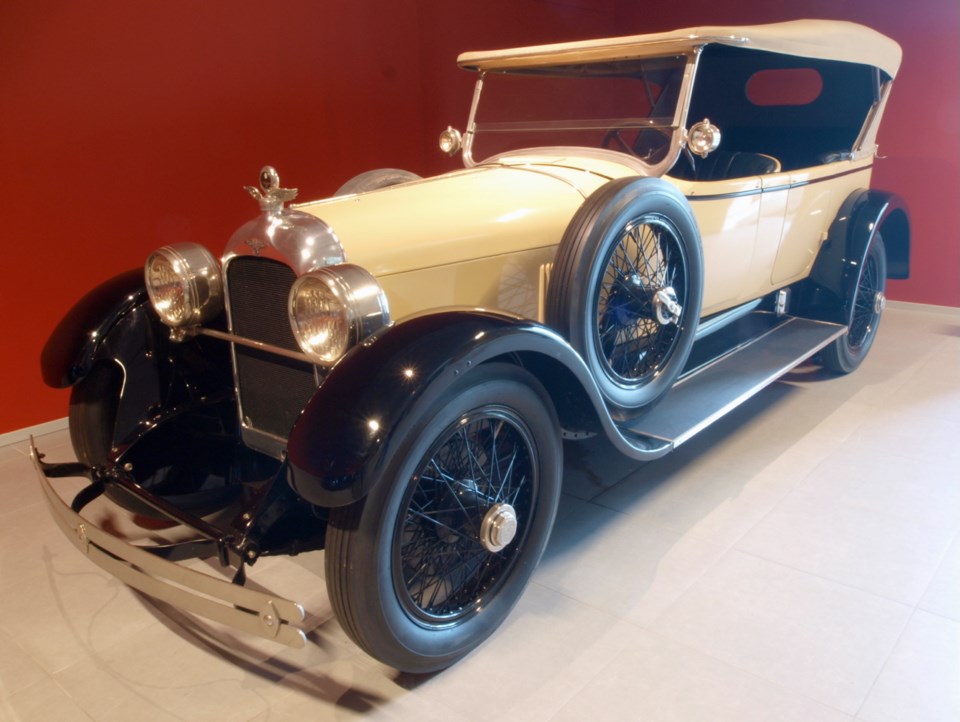 f5-0515-Duesenberg.jpg