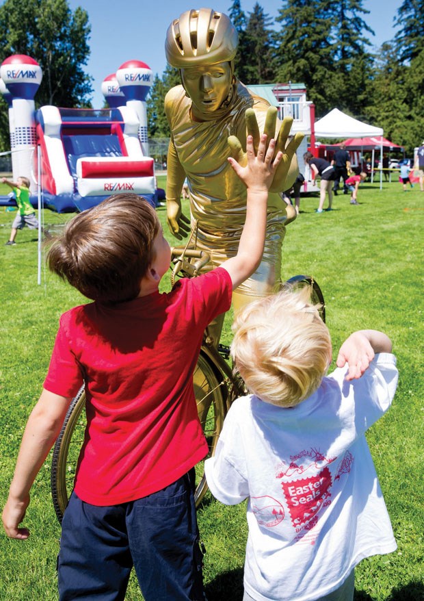 Two community festivals add to the weekend’s fun - Delta Optimist