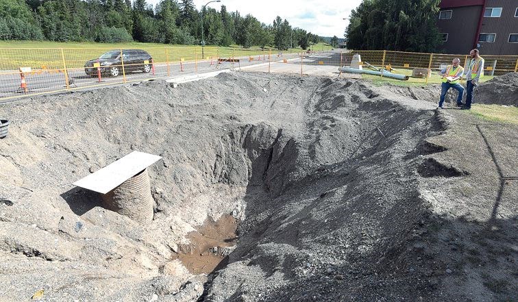 Sinkhole-dam.14_7132018.jpg