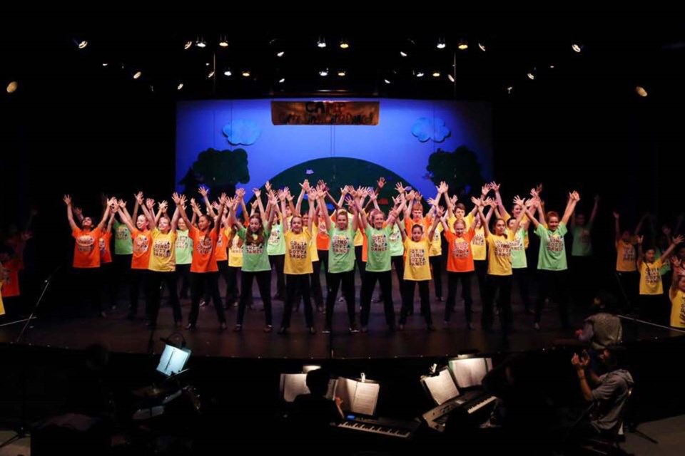 Burnaby teens onstage with Gotta Sing! Gotta Dance! - Burnaby Now