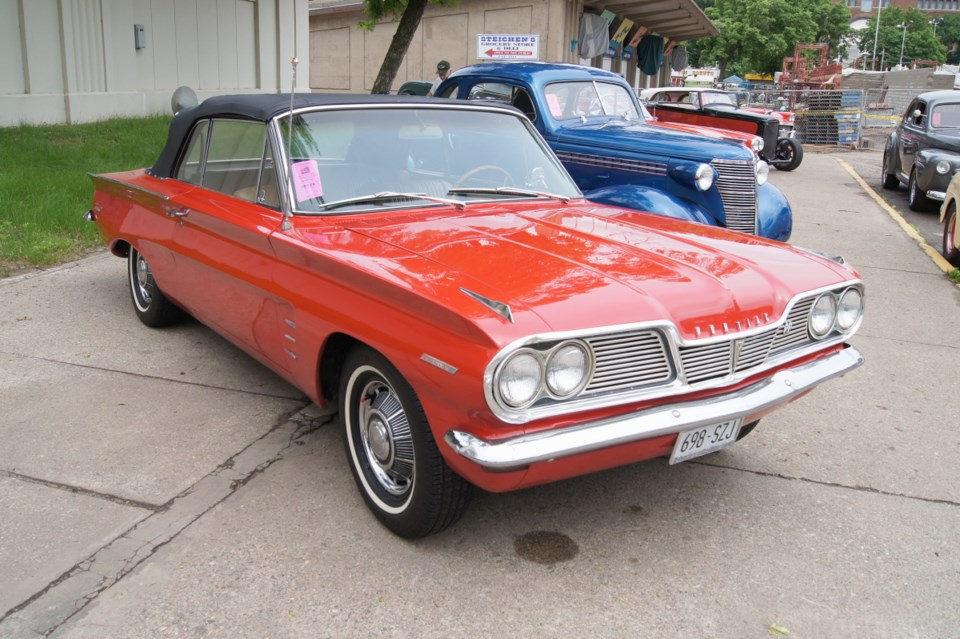 62_Pontiac_Tempest002214.jpg