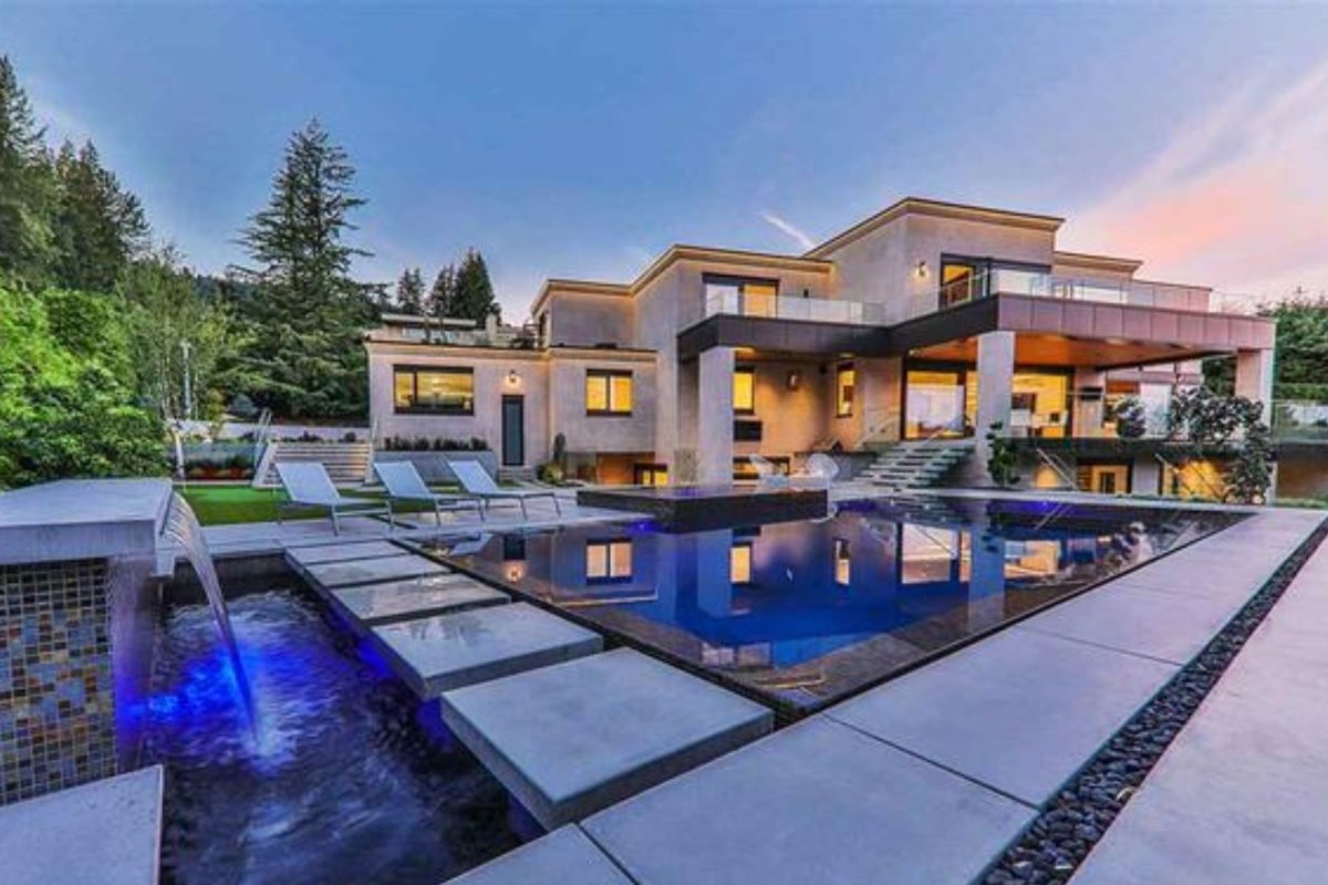 Check Out This Spectacular Contemporary Mansion Listed At 1688m Photos Vancouver Is Awesome 