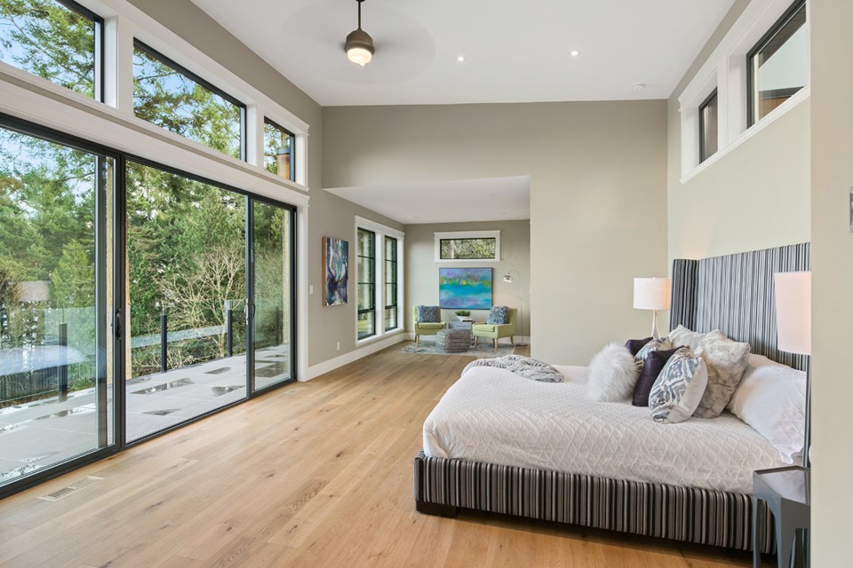 Millionaire Lottery prize home Sidney master bedroom