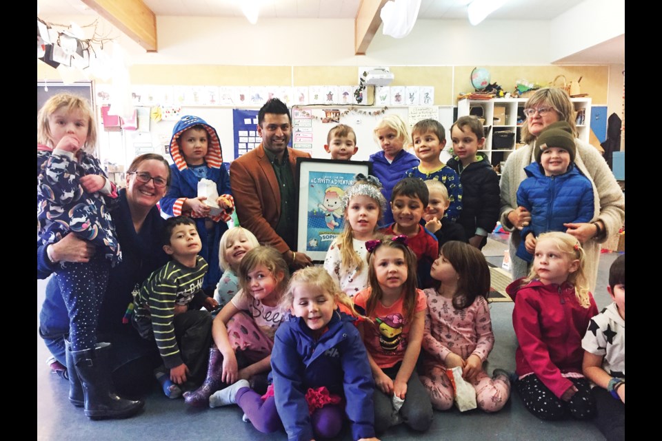 Dr. Paul Dhillon with students from West Sechelt Elementary.