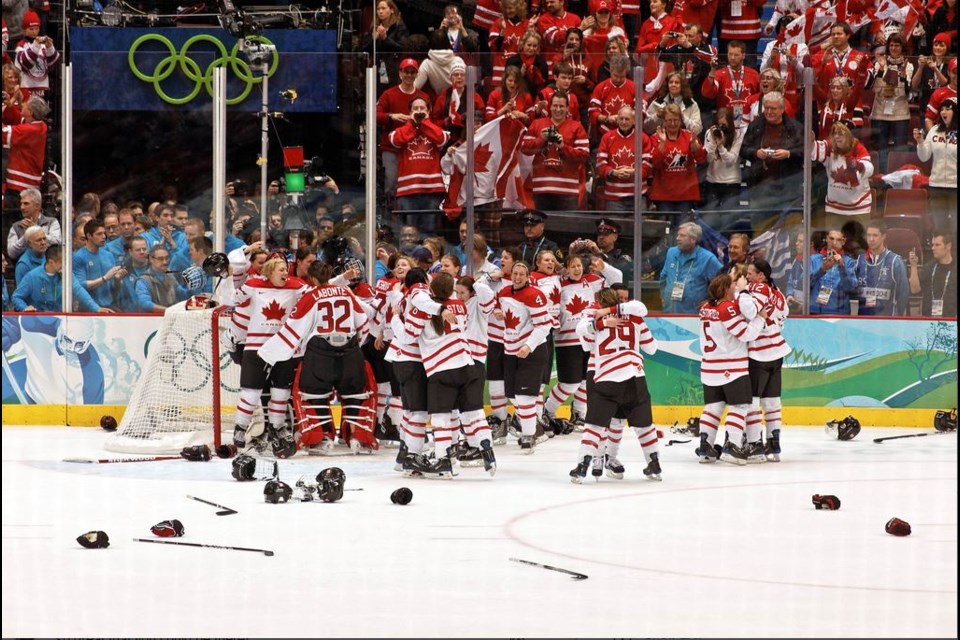 Captivating Moments of Sidney Crosby in Ice Hockey - Vancouver 2010 Winter  Olympics