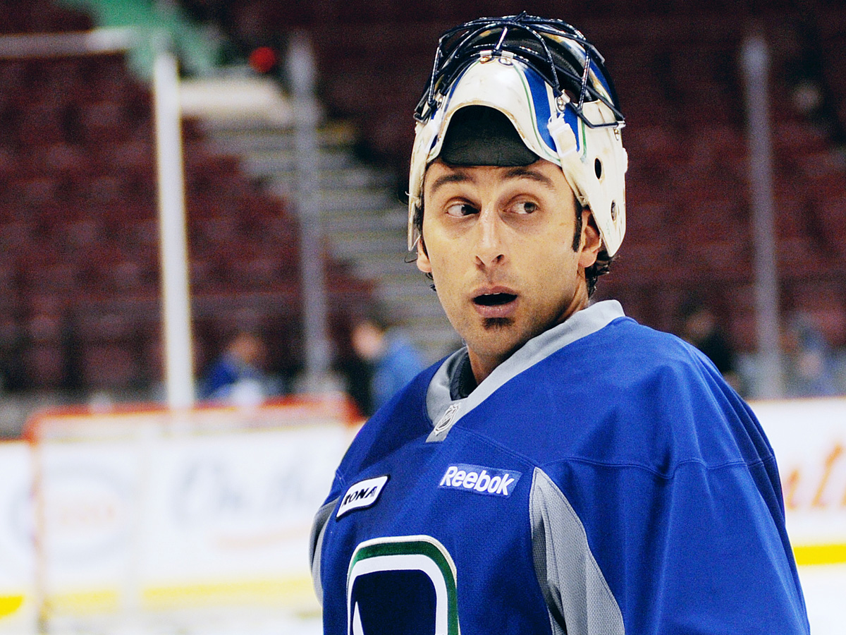 Roberto Luongo set to play goalie for the first time since retirement at  All Star Skills Competition - CanucksArmy