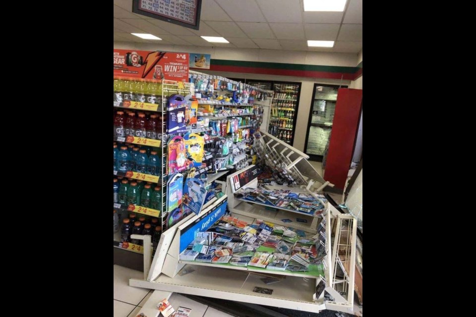 SUV smashes into front of Richmond 7-Eleven store - Richmond News