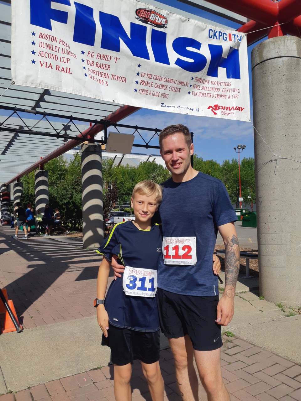 Labour Day runners Noah and Bryce Gladdish20190901.jpg