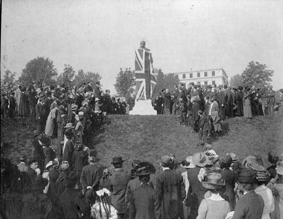 Simon Fraser monument, Albert Crescent Park