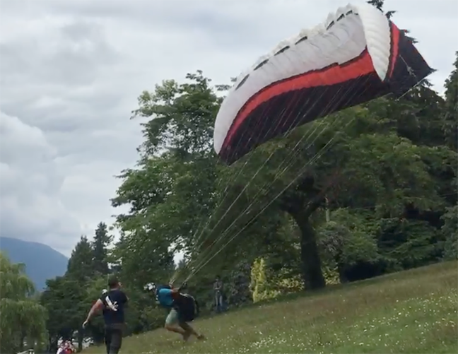 paraglider burnaaby mountain