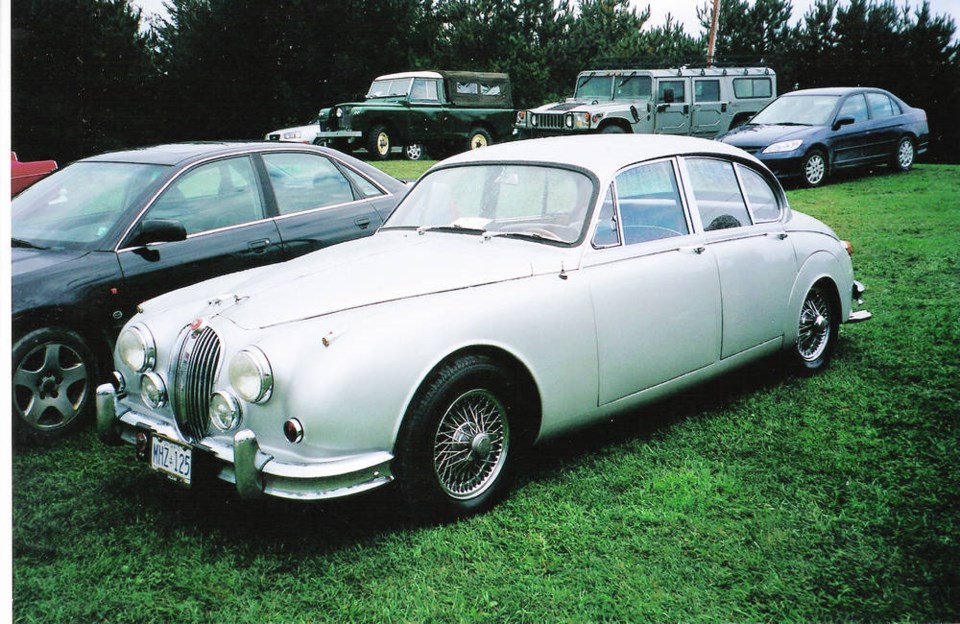 TC_92384_web_Jaguar-Mark-II-1962.jpg