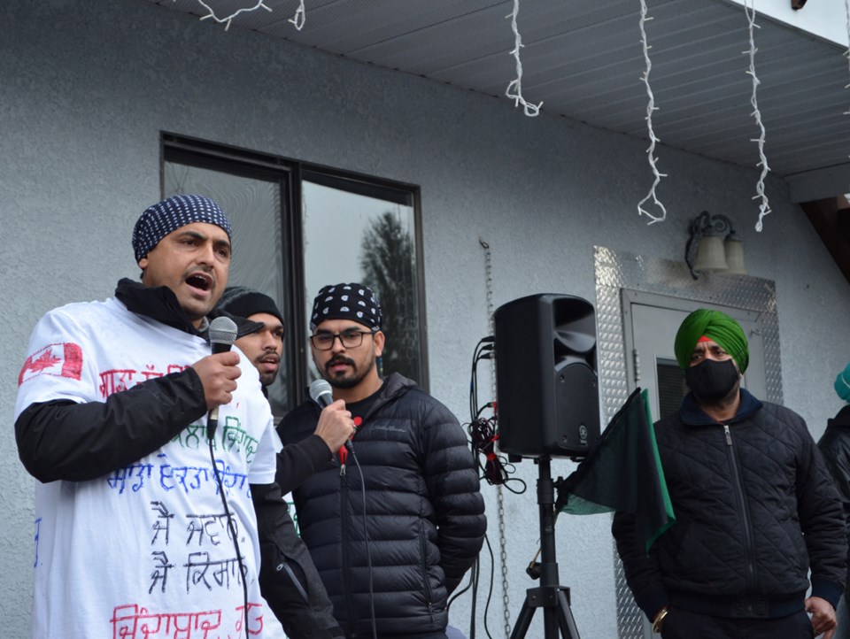 Squamish Sikhs demonstrate in support of Indian farmers_0