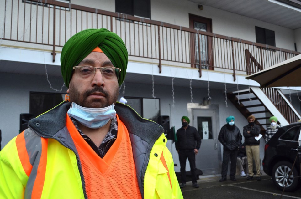 Squamish Sikhs demonstrate in support of Indian farmers_4