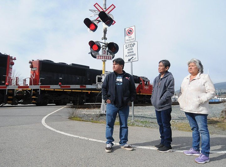 Keith Nahanee and elders Tina Harry and Janine Gonzales