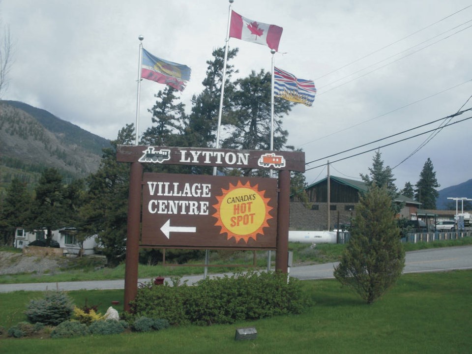 TC_281017_web_Lytton-cmyk.jpg