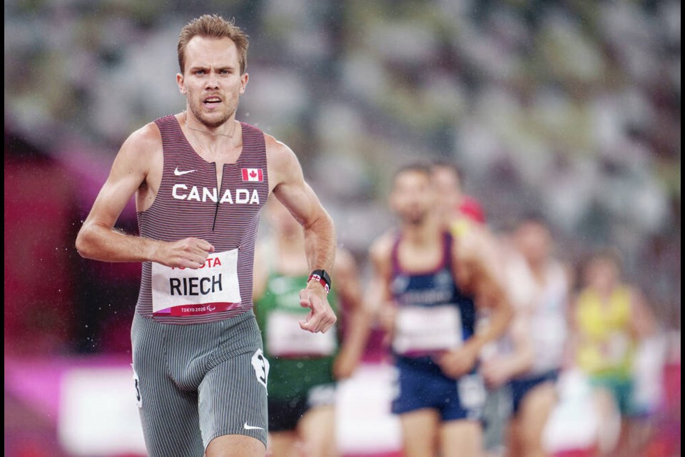 saʴýs Nate Riech on his way to winning the Mens 1500m - T38 Athletics Final during the Tokyo 2020 Paralympic Games in Tokyo, Saturday, Sept. 4, 2021. (Thomas Lovelock for OIS via AP)