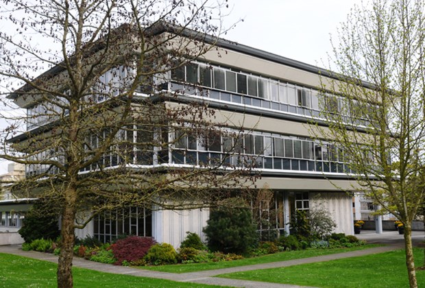 West Vancouver coach houses