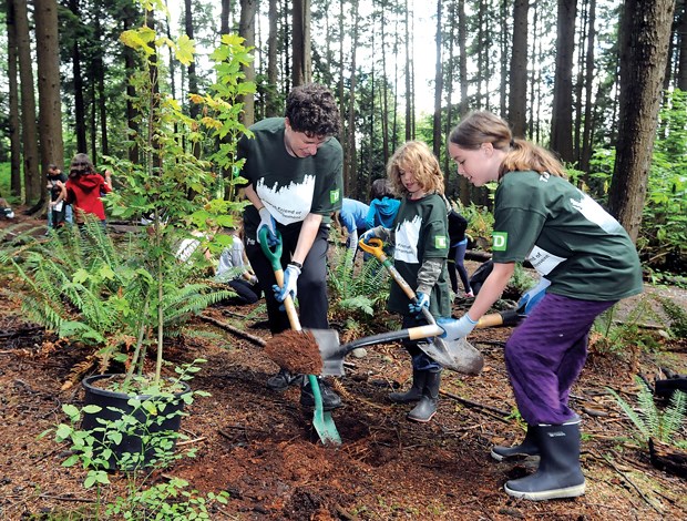 TD Tree Days planters hit North Vancouver - North Shore News