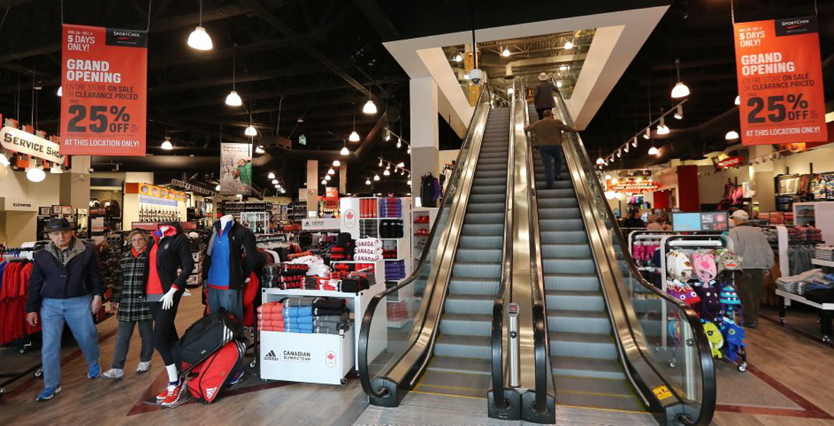 Shoppers flood Hillside mall for SportChek opening - Victoria