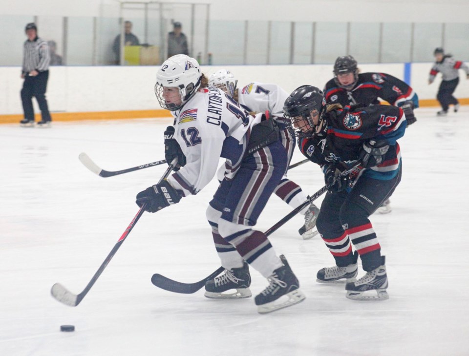 midget girls hockey