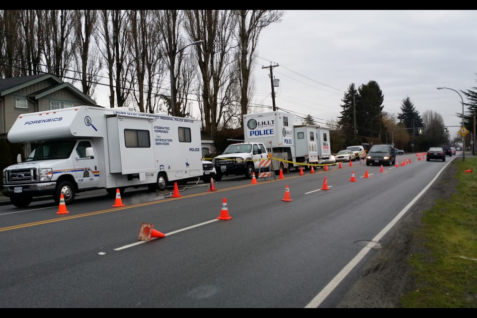 IHIT investigators set up on Steveston Highway to investigate Richmond's first suspected homicide of 2014 on Monday, Jan.13.