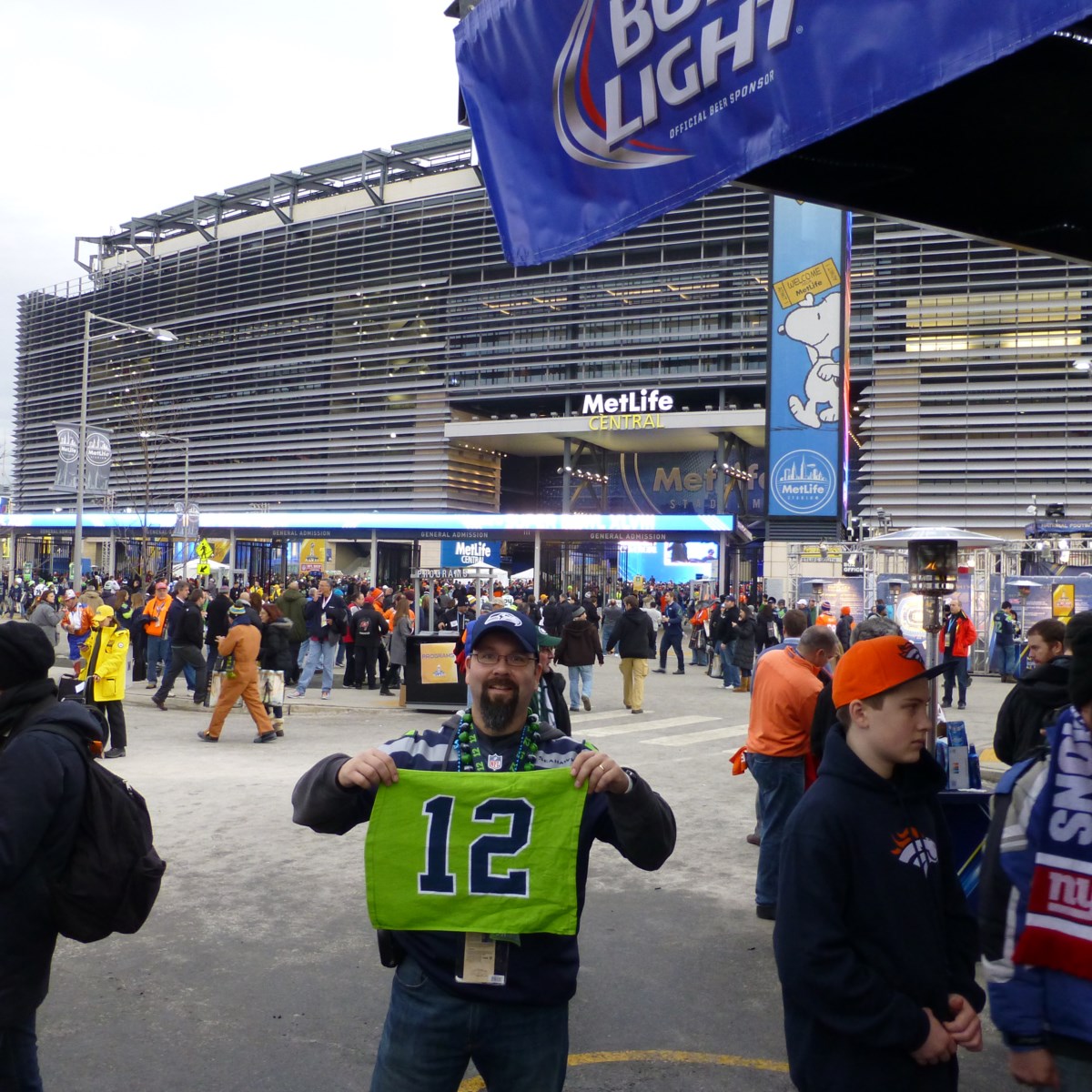 Seahawks fans to outnumber Broncos fans at Super Bowl as prices