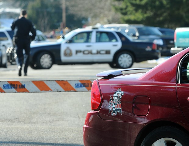 Nine-hour Standoff Ends Peacefully In West Vancouver - North Shore News