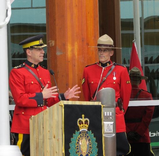 RCMP-flag-raising.30.jpg