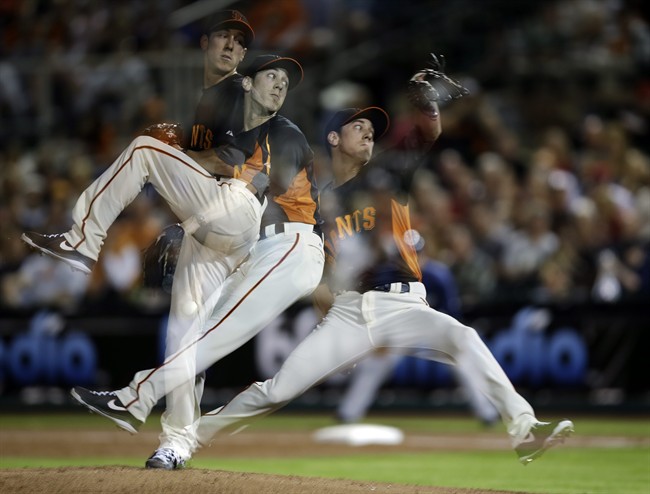 Giants' Tim Lincecum throws no-hitter against Padres - Los Angeles