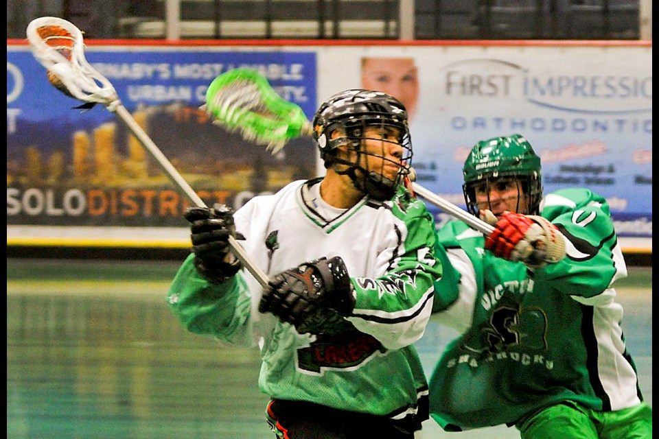 061514 - Burnaby, BC
Chung Chow photo
BC Junior A lacrosse and Copeland Sports Centre
Burnaby Lakers (white) vs Victoria Shamrocks