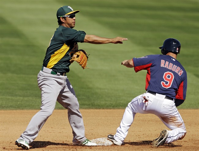 Cespedes gets first hit of spring