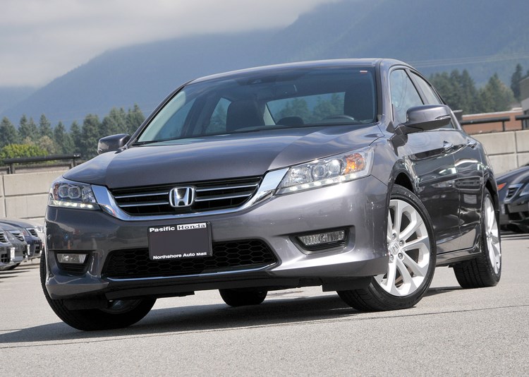 REVIEW: Honda Accord hits the gym - North Shore News