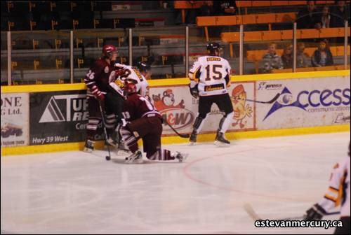 The Estevan Bruins took on the Flin Flon Bombers Sunday night, winning the game 4-3 after an aggressive game.