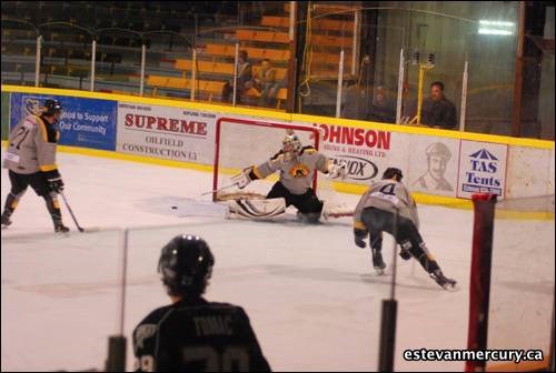 The Estevan Bruins took on the Battleford North Stars Saturday October 16, 2010 at the Civic Auditorium.