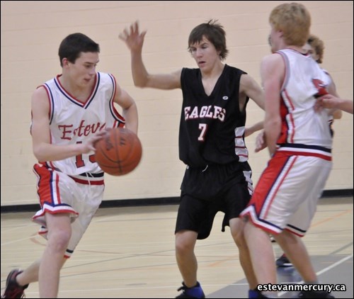 The ECS Elecs trail by 27 points heading into the second leg of the McLeod Series, which will be played Feb. 9 in Weyburn. If you recognize a friend tag them in our photos at: https://www.facebook.com/EstevanMercury