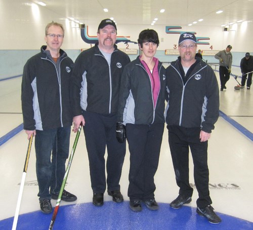 Carlyle 6th Oilmen&#8217;s Bonspiel was held on February 24, 25, 26 & 27, 2011. A Event: SouthEast Electric defeated Elkhorn Reources to win the A Event. SouthEast Electric Lead: Terry Hengen, Second: Garth Newell, Third: Dione Weber and Skip: Kevin Wilson.