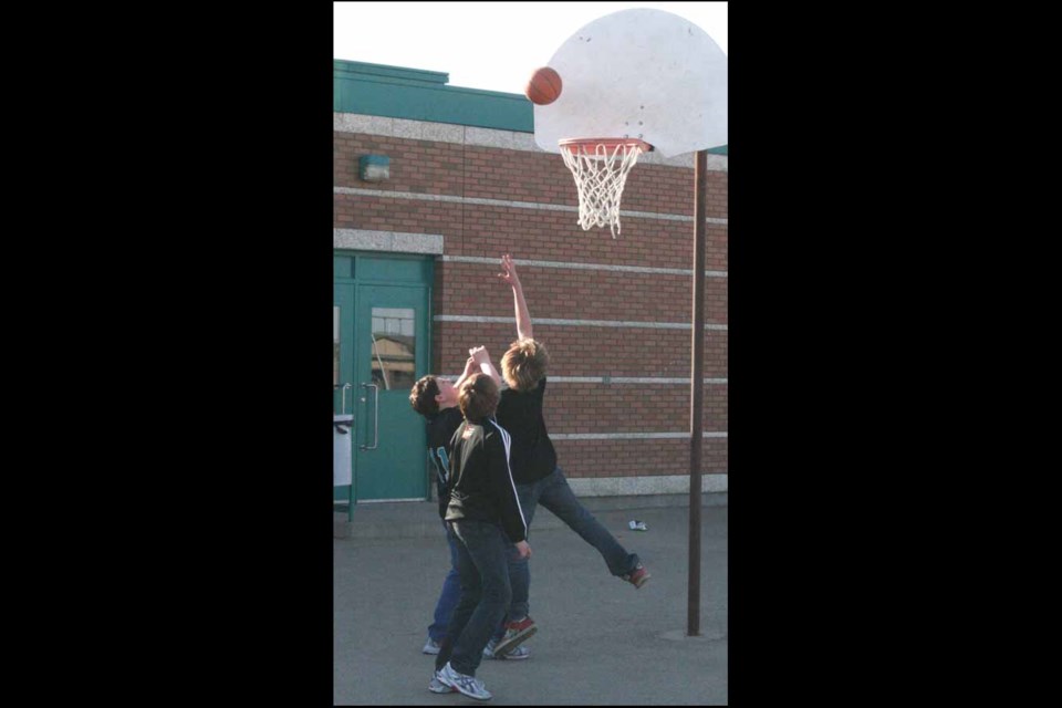 Students at MC Knoll took some time to play some outdoor basketball during the recently held Yorkton Elementary School Schools Association indoor tournament recently.