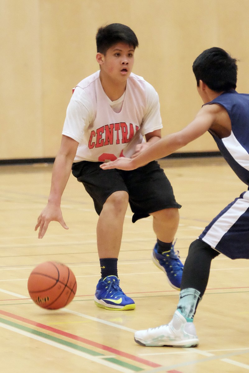 Alpha beats Central in Gr. 9 boys basketball: Photo Gallery - Burnaby Now