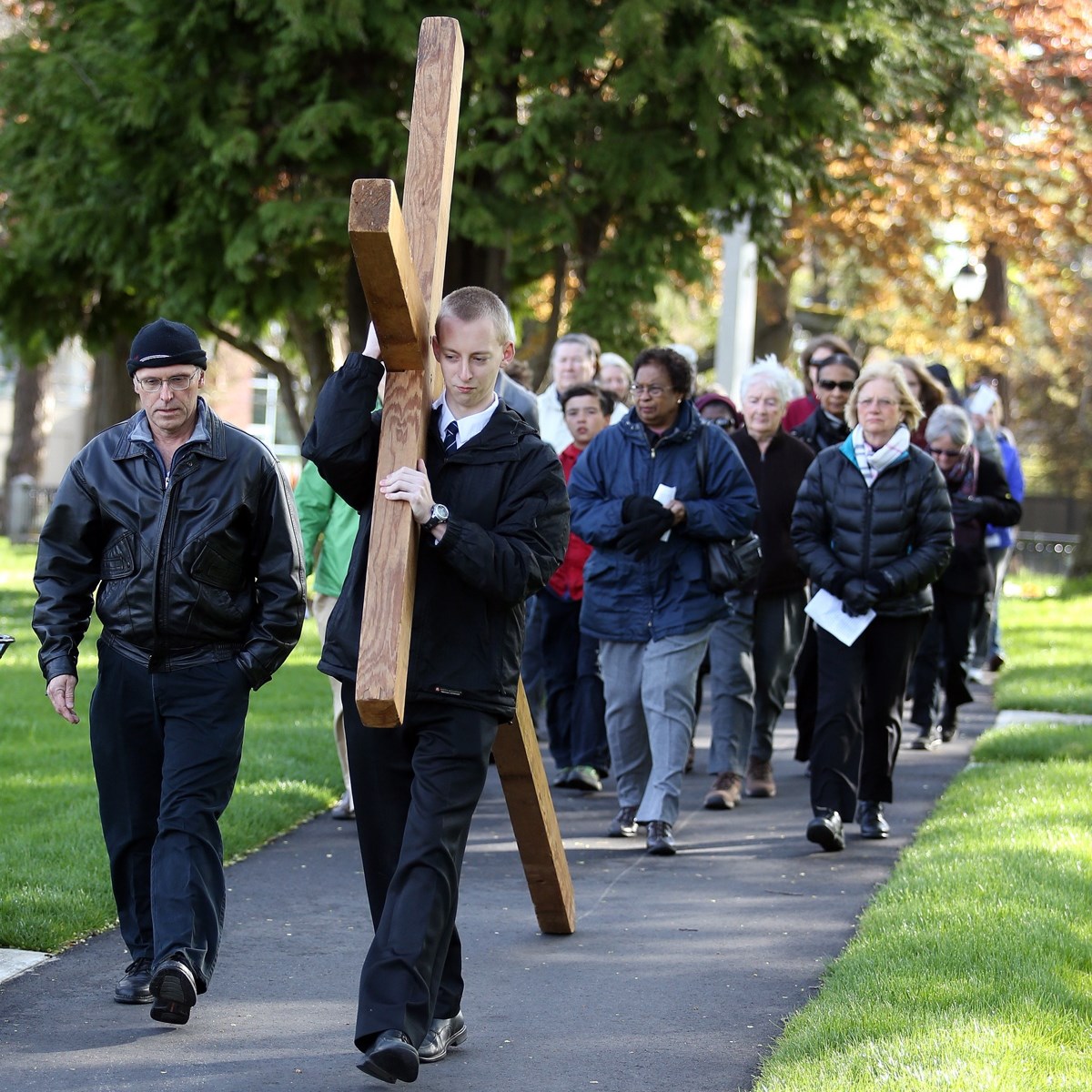 Good Friday service held at Victoria arena Victoria Times Colonist