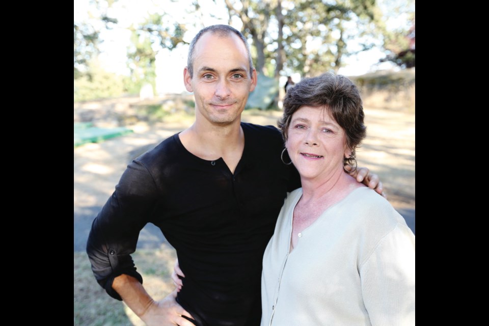 Actor Trevor Hinton, who plays Mercutio in Romeo & Juliet, and Susie Mullen, who plays The Nurse, Juliet&rsquo;s confidante, are ready for action.