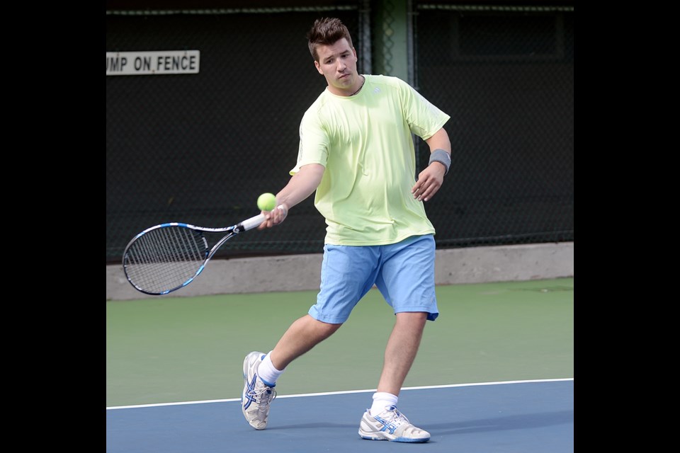 08-30-15
Nick Erakovic (green) against Gary Yang (grey) in two men's 3.5 singles matches at New Westminster Tennis Club tournament. photo Jennifer Gauthier