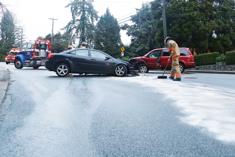 north vancouver news car accident