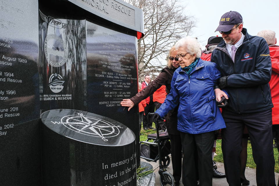 Search and rescue memorial unveiled Coast Reporter