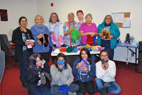 Ma-Mow-We-Tak Friendship Centre elders program donates homemade winter wear to Wapanohk students