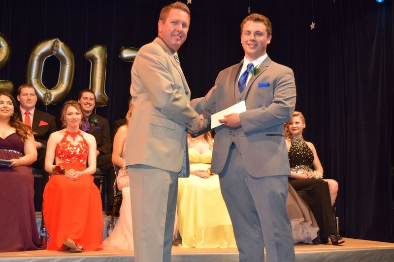 Canora Composite School honours 16 graduates on their big day