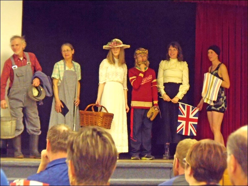 Modelling the clothes of 1920s – Daryl, Vera, Jade, Tyler, Darby and Ceilidh.